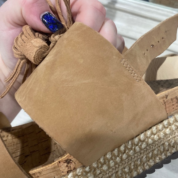 SCHUTZ- Monicca Desert Nude Suede Cork with Tassel Platform Sandal - Picture 5 of 6